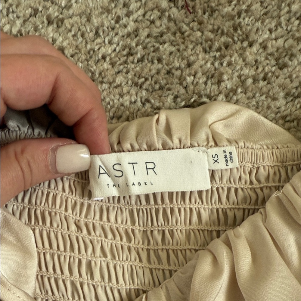 Cream Ruffled Top - Picture 4 of 5